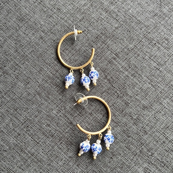 Cabi Dynasty Earrings (style 2222) - Picture 4 of 6